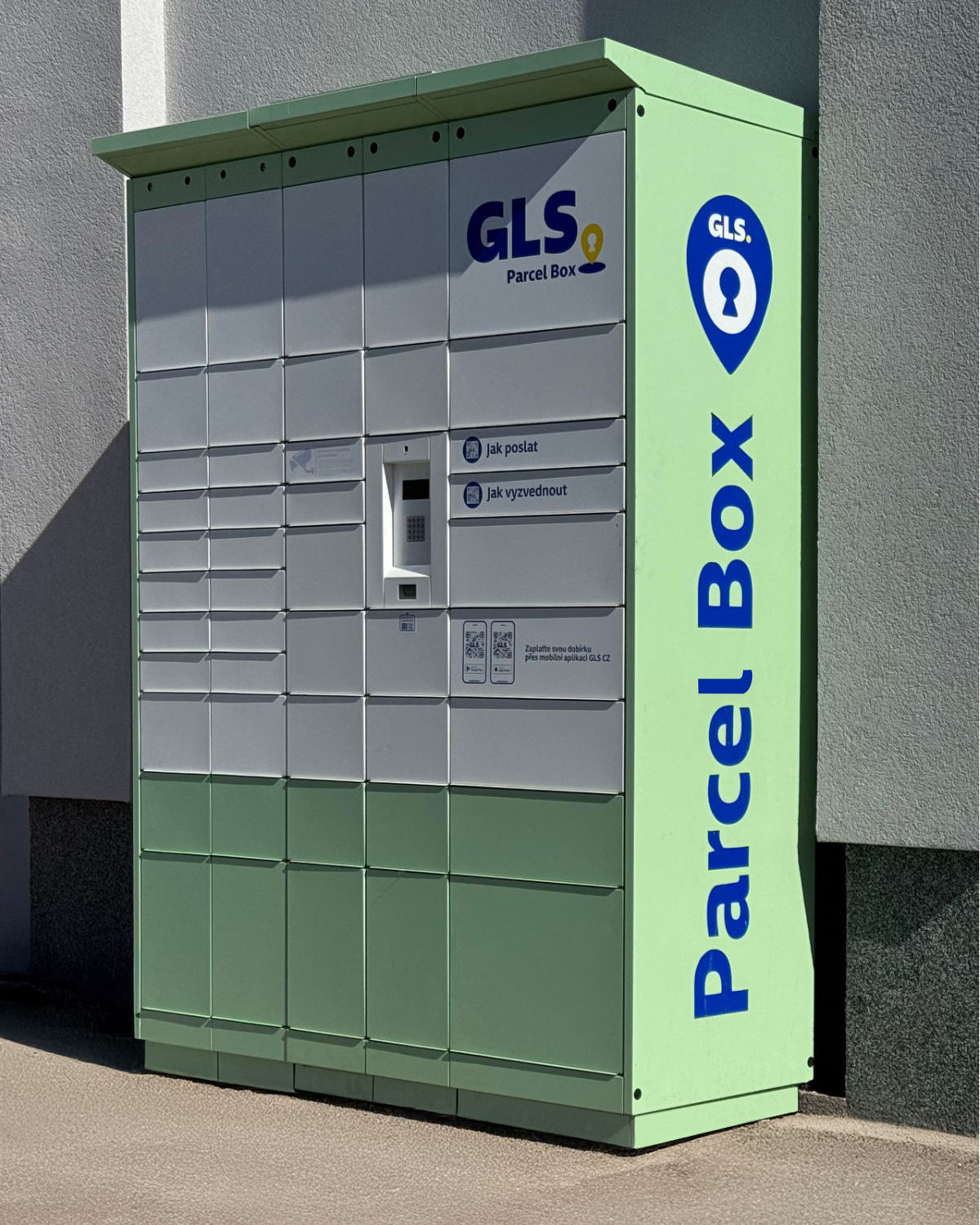 Jsme hrdým výrobcem doručovacích boxů pro GLS CZ 
