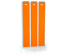 Šatní skříňka ALDOP 1800 x 900 x 500 - kovová třídveřová šatní skříňka, šedo-oranžová, dvouplášťové dveře